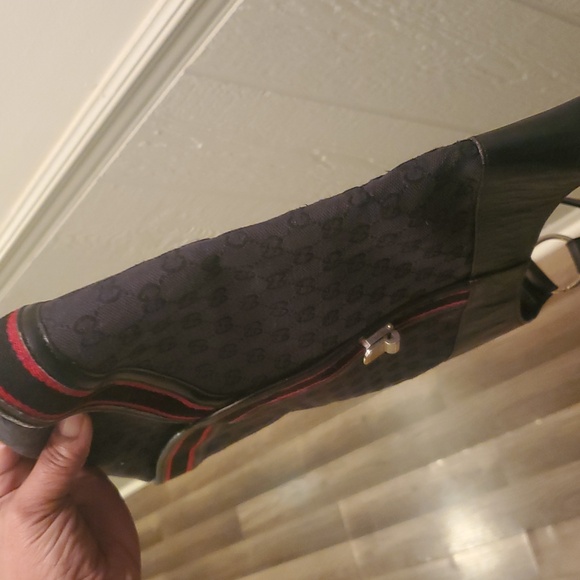 Authentic Gucci Bag - Picture 14 of 16